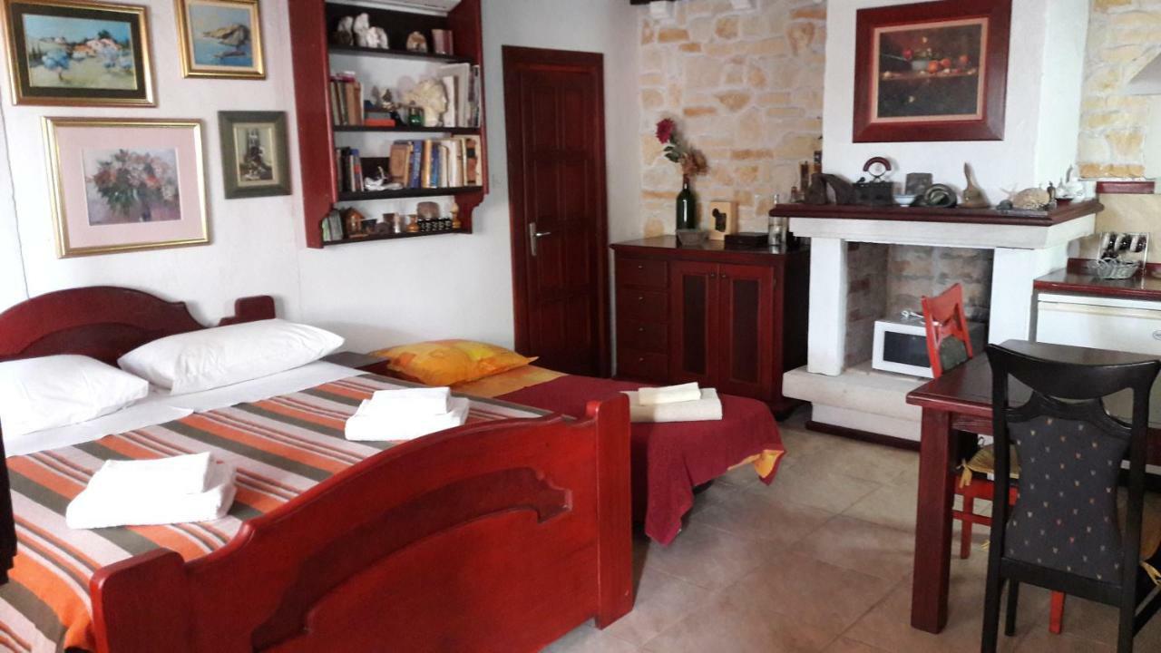 Apartments Picasso Komiža Dış mekan fotoğraf